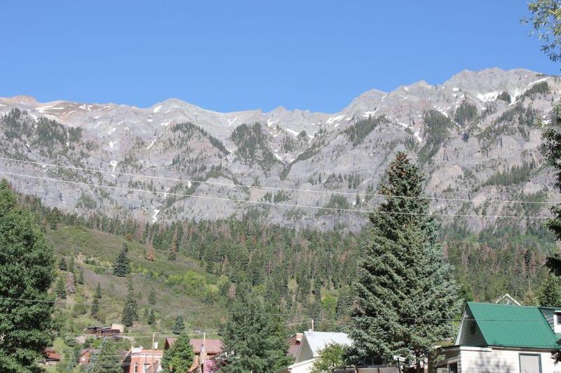 Black Bear Manor Орей Экстерьер фото